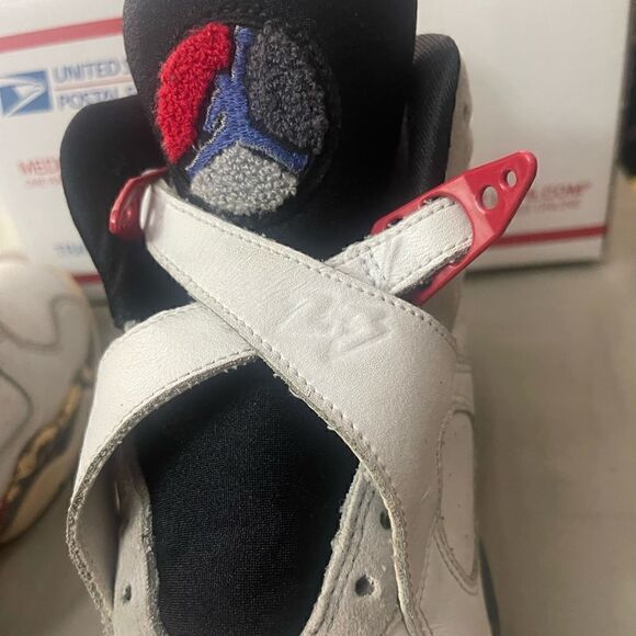 305368-101 Air Jordan 8 VIII Retro 2002 Bugs Bunny 5Y Womens 6.5 or 7 White Red - Picture 10 of 16